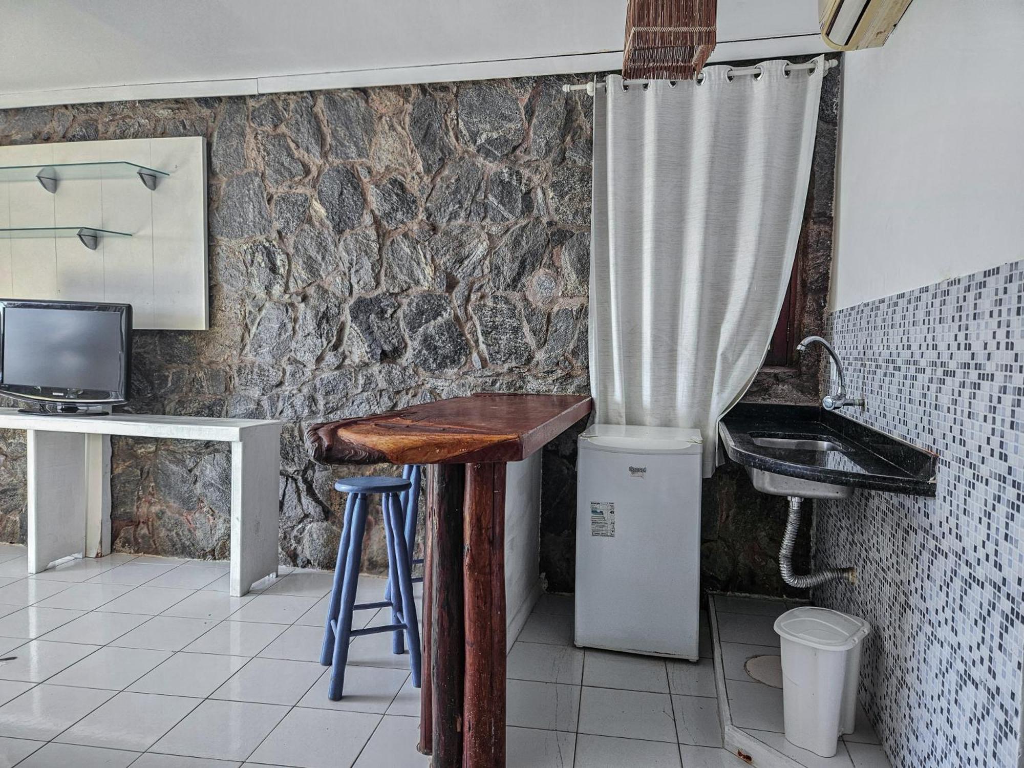 Bella Vista Ocean View Hotel Armacao dos Buzios ภายนอก รูปภาพ A typical studio apartment in Brazil