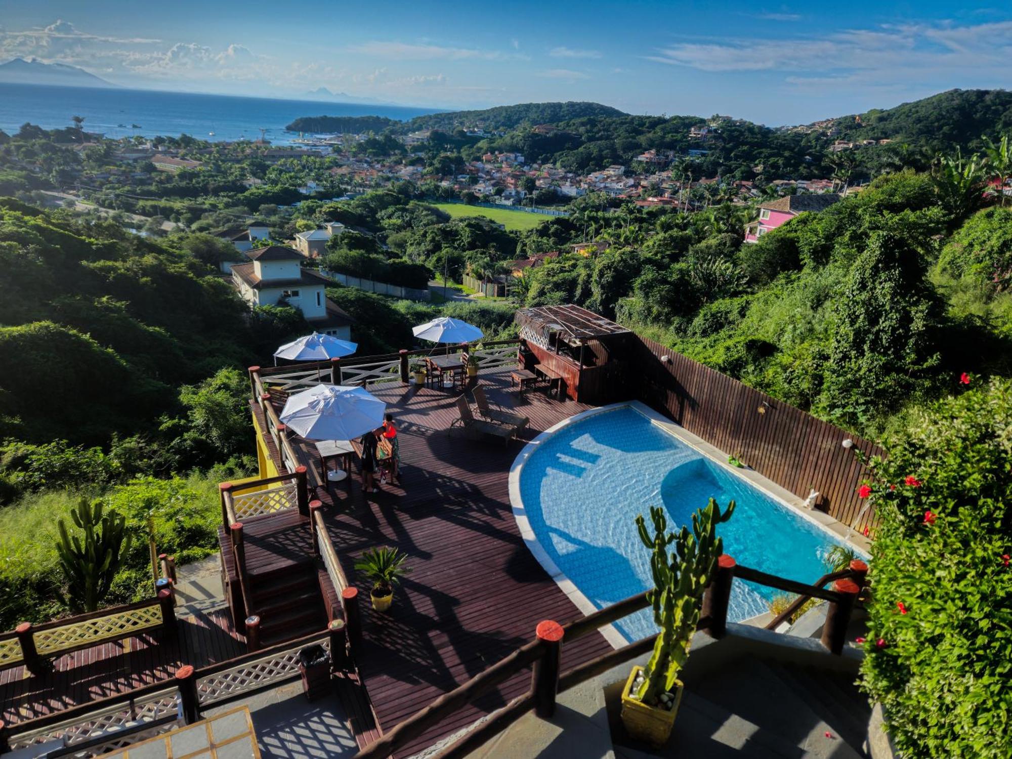 Bella Vista Ocean View Hotel Armacao dos Buzios ภายนอก รูปภาพ View of the town from the hotel