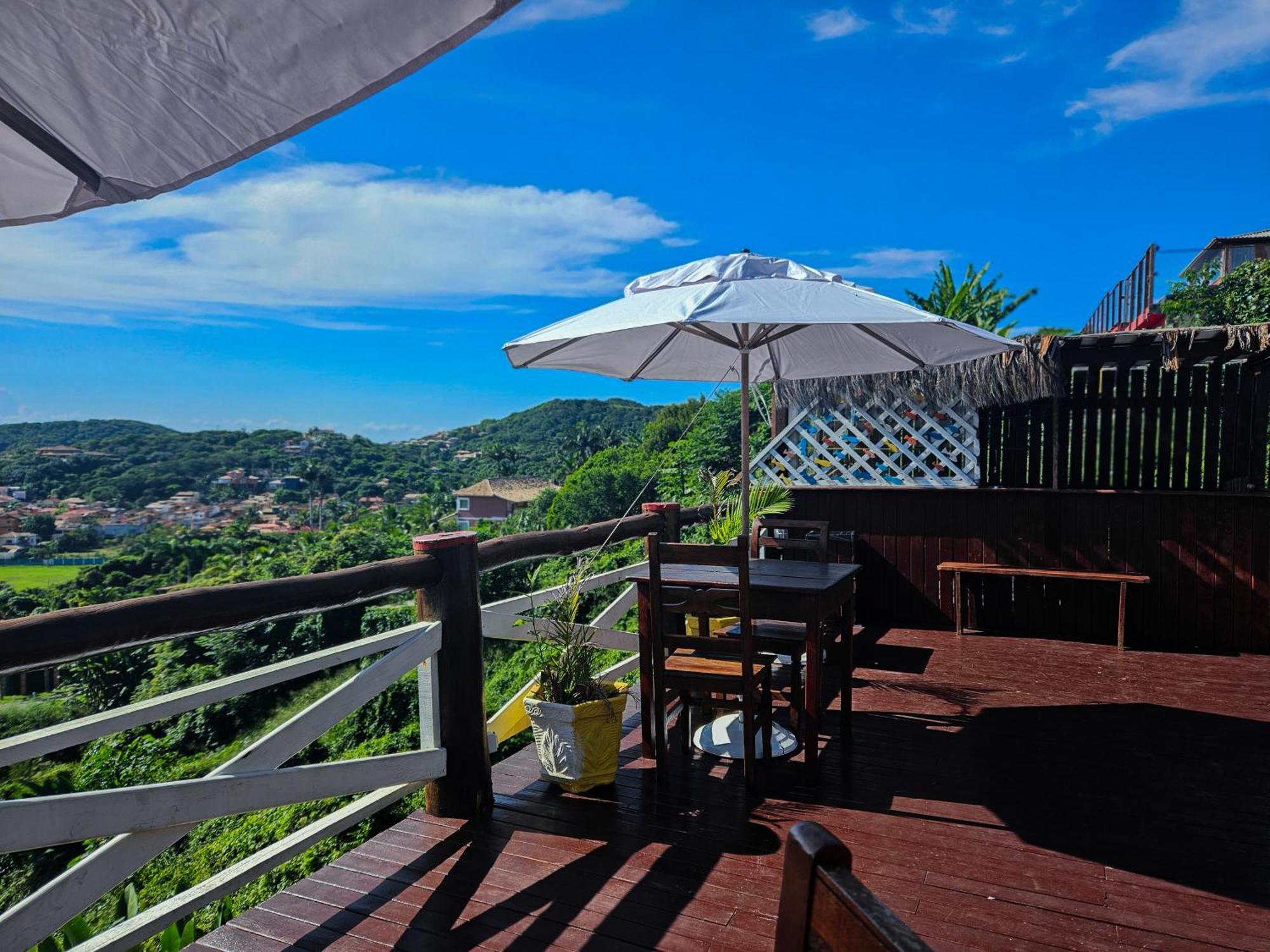 Bella Vista Ocean View Hotel Armacao dos Buzios ภายนอก รูปภาพ A view of the town from the top of the hill